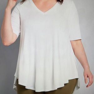 EUC - Lane Bryant Perfect Sleeve Max Swing Tunic Tee